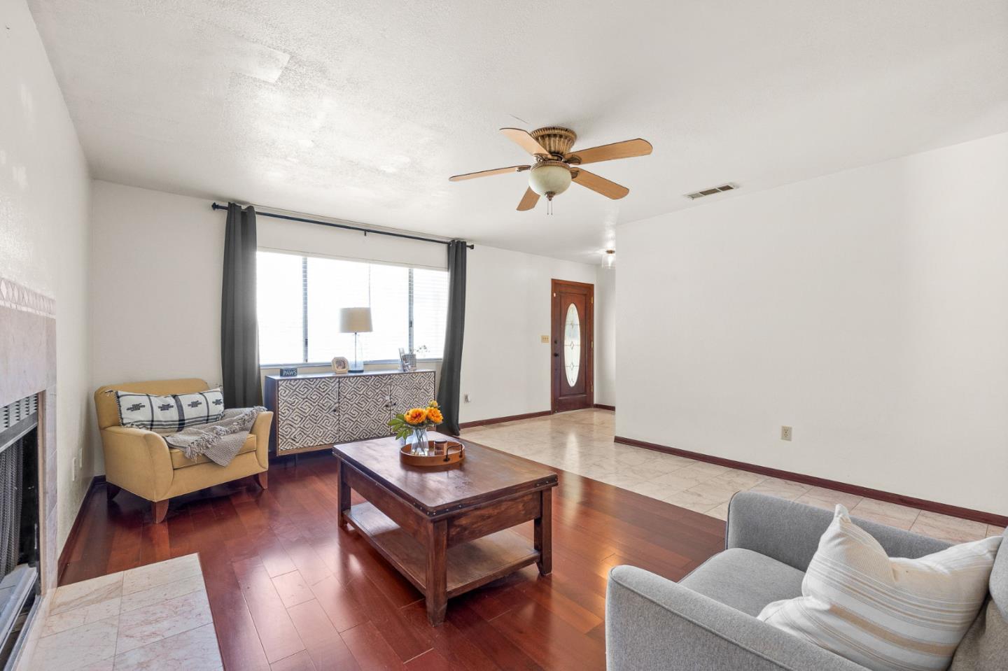 Detail Gallery Image 9 of 26 For 1014 Croyden Way, Manteca,  CA 95336 - 3 Beds | 2 Baths