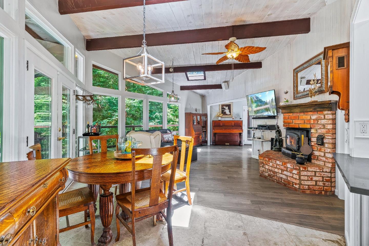 Detail Gallery Image 3 of 41 For 769 Cathedral Dr, Aptos,  CA 95003 - 2 Beds | 1 Baths