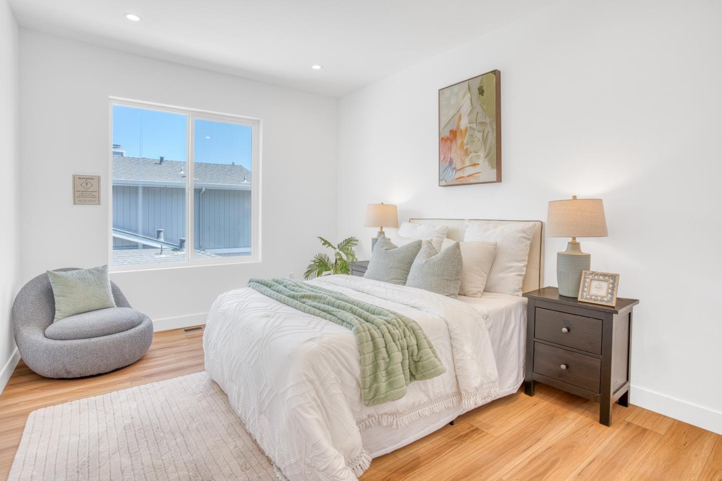 Detail Gallery Image 23 of 48 For 1945 Park Ave #1,  San Jose,  CA 95126 - 4 Beds | 3 Baths