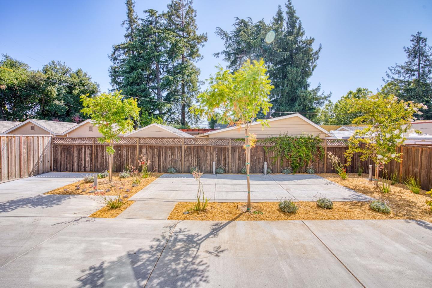 Detail Gallery Image 40 of 48 For 1945 Park Ave #1,  San Jose,  CA 95126 - 4 Beds | 3 Baths