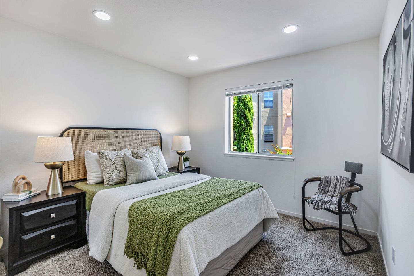 Detail Gallery Image 21 of 65 For 103 Whits Rd, Mountain View,  CA 94040 - 3 Beds | 2/1 Baths
