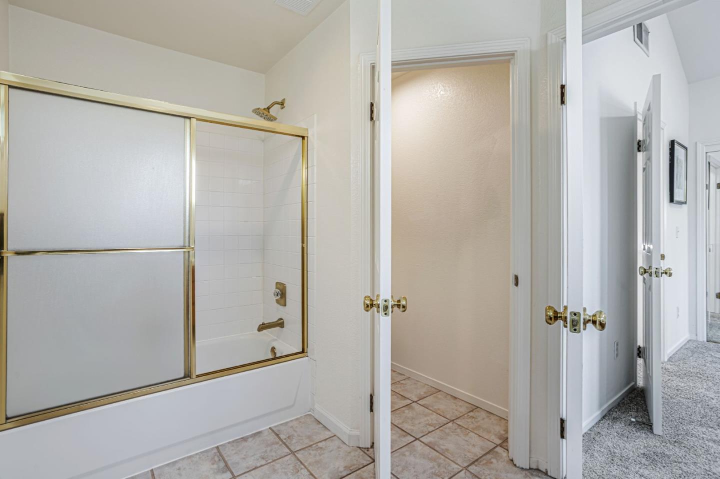 Detail Gallery Image 26 of 65 For 103 Whits Rd, Mountain View,  CA 94040 - 3 Beds | 2/1 Baths