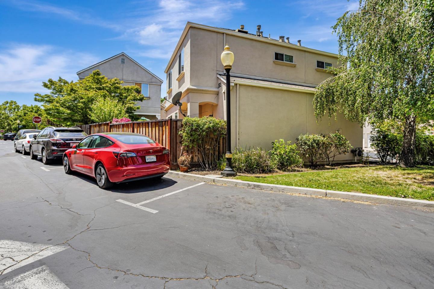 Detail Gallery Image 40 of 65 For 103 Whits Rd, Mountain View,  CA 94040 - 3 Beds | 2/1 Baths