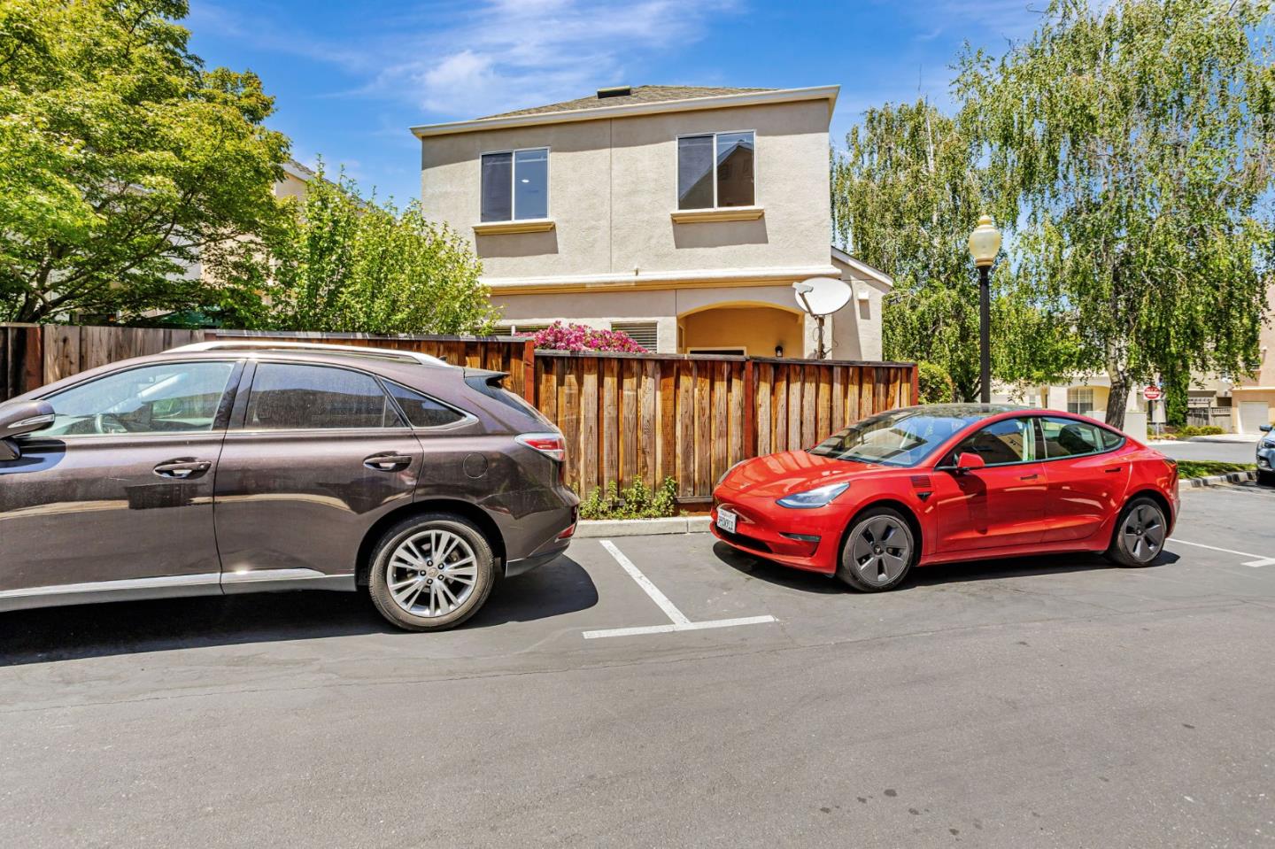 Detail Gallery Image 41 of 65 For 103 Whits Rd, Mountain View,  CA 94040 - 3 Beds | 2/1 Baths