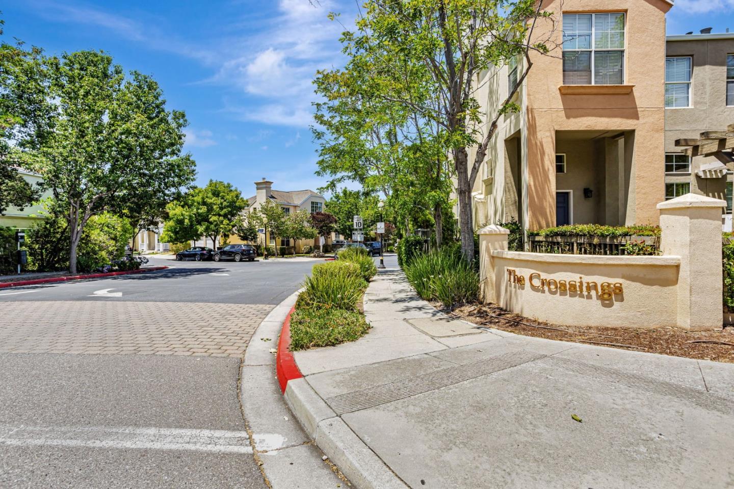 Detail Gallery Image 43 of 65 For 103 Whits Rd, Mountain View,  CA 94040 - 3 Beds | 2/1 Baths