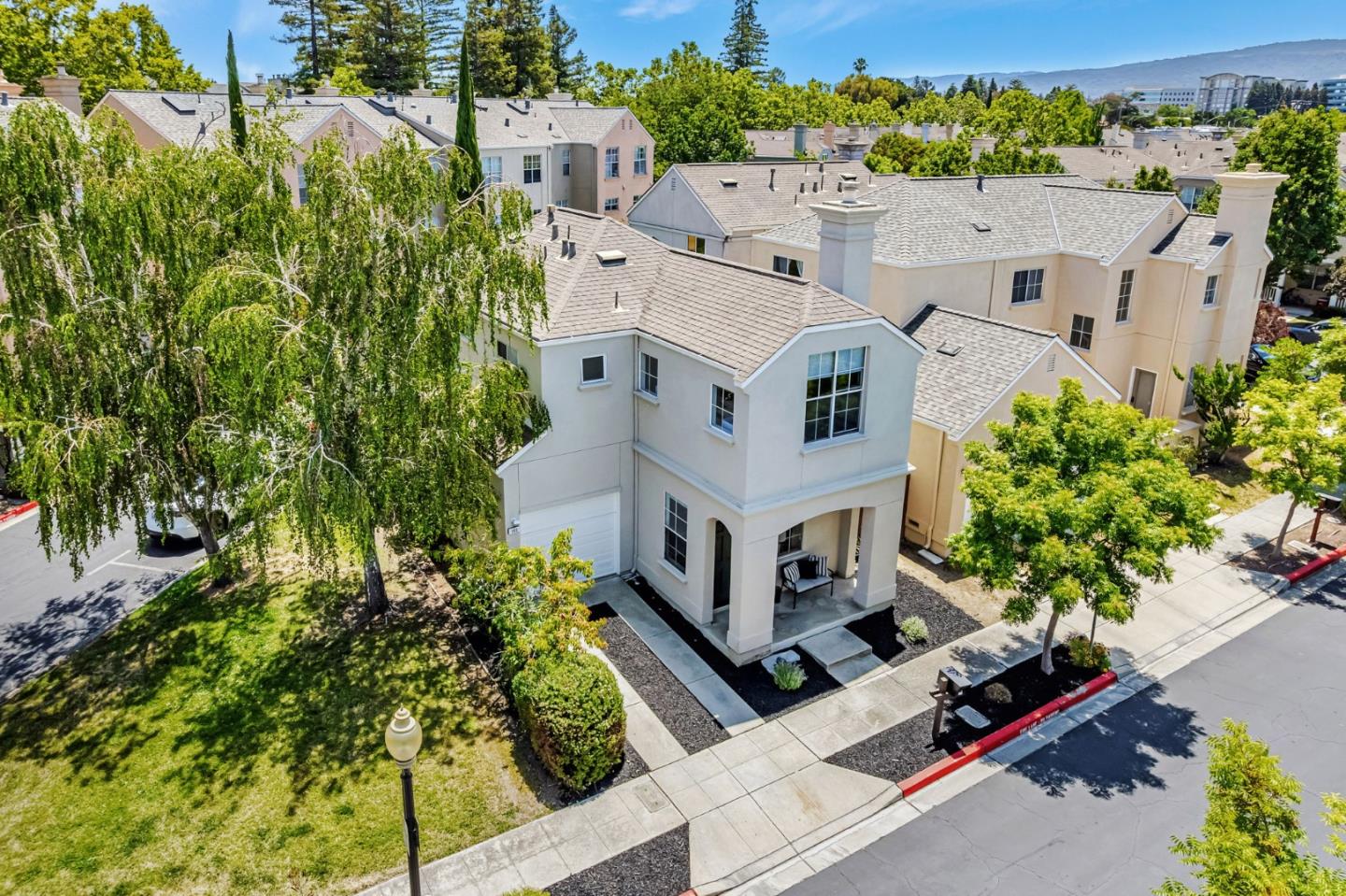Detail Gallery Image 53 of 65 For 103 Whits Rd, Mountain View,  CA 94040 - 3 Beds | 2/1 Baths