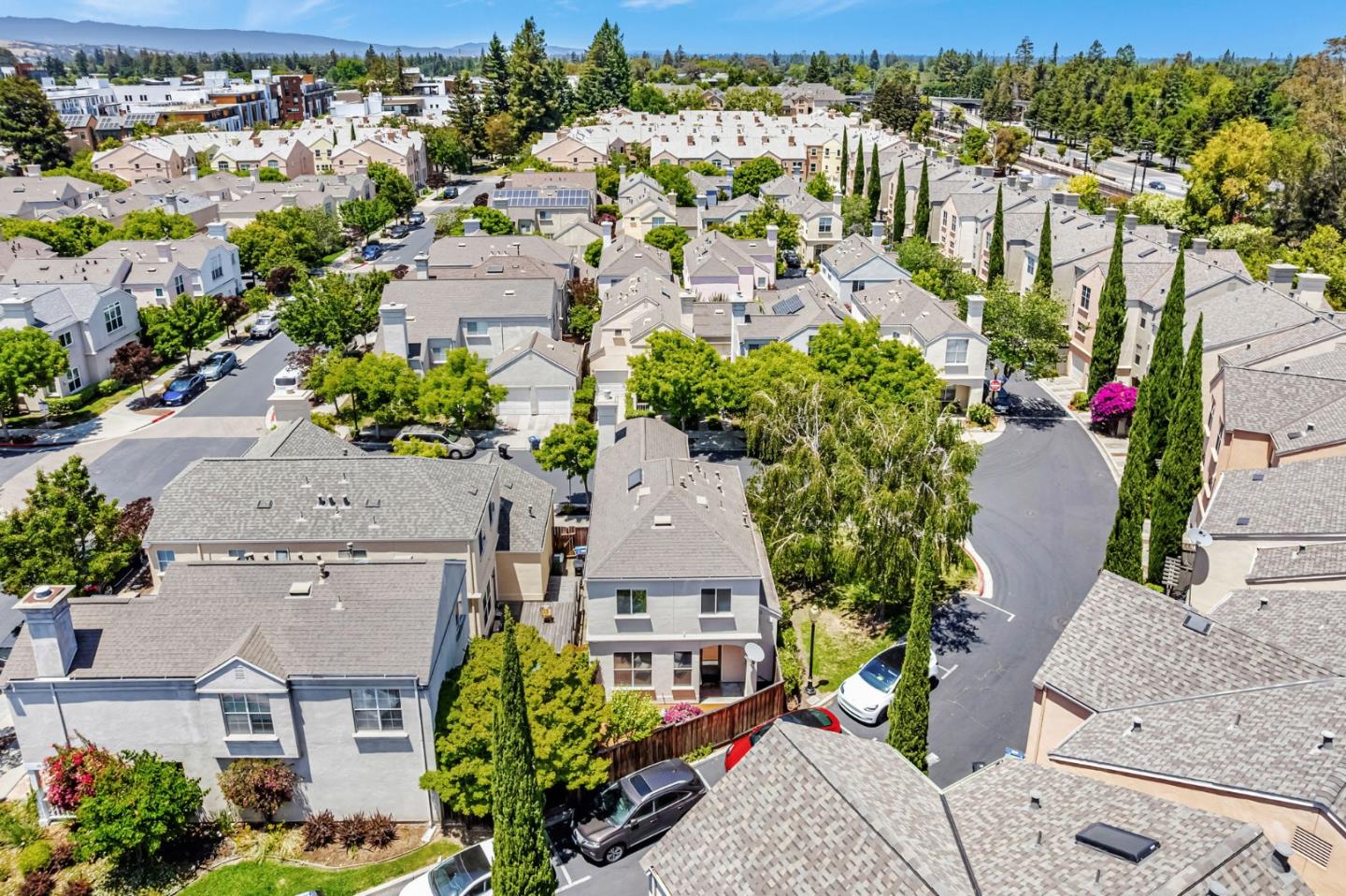 Detail Gallery Image 60 of 65 For 103 Whits Rd, Mountain View,  CA 94040 - 3 Beds | 2/1 Baths