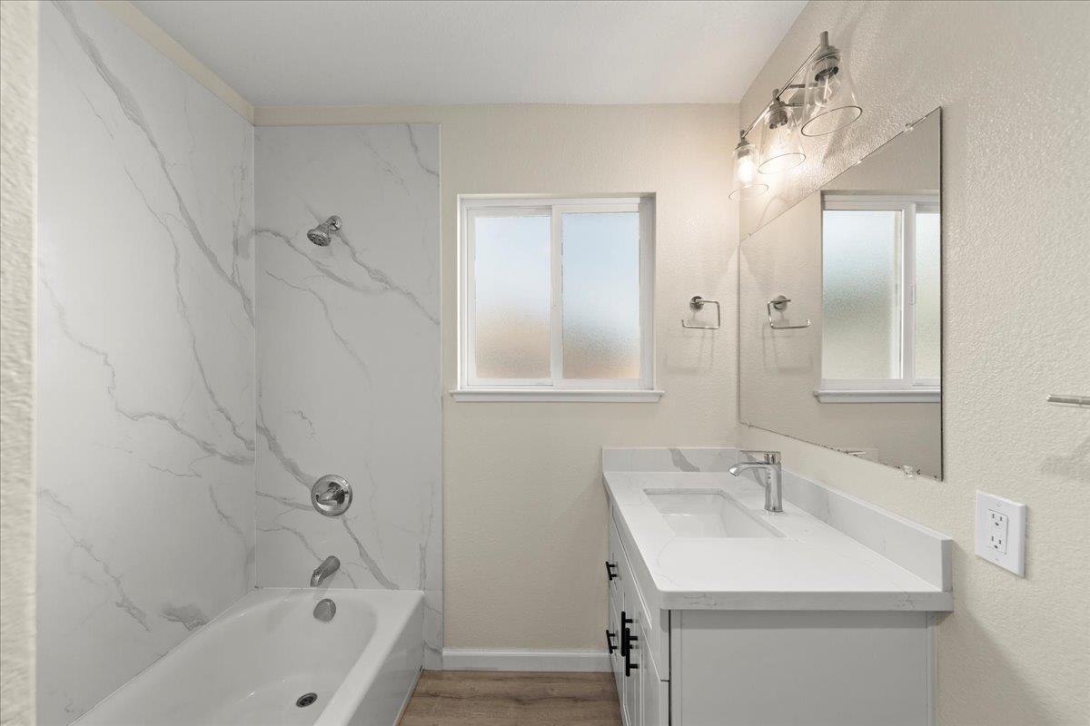 Detail Gallery Image 15 of 31 For 1364 Saratoga Ave, San Jose,  CA 95129 - 3 Beds | 1 Baths