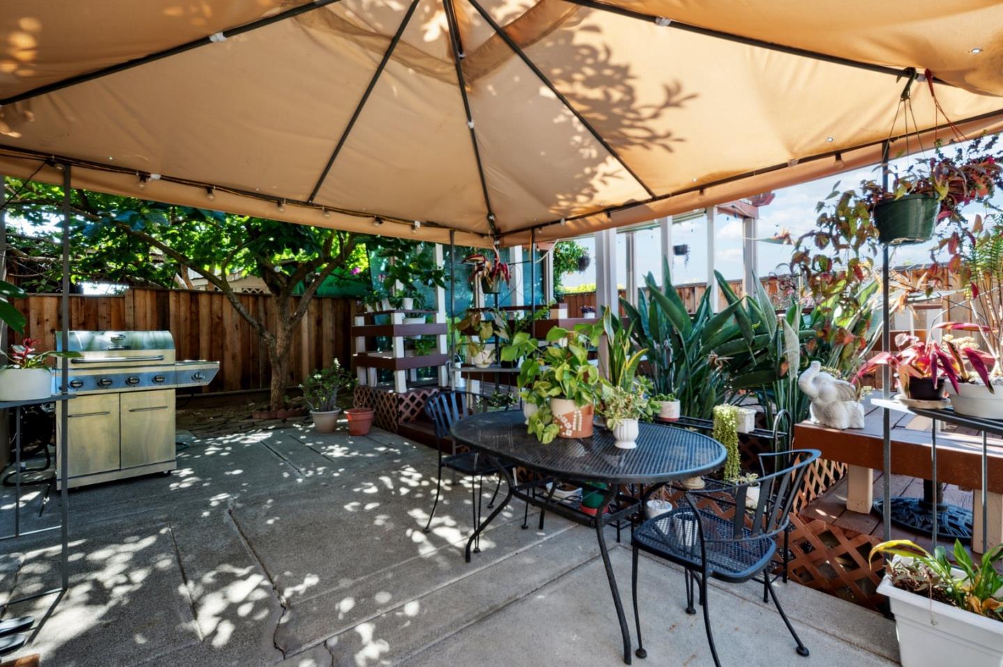 Detail Gallery Image 23 of 39 For 2555 Britt Way, San Jose,  CA 95148 - 4 Beds | 2/1 Baths