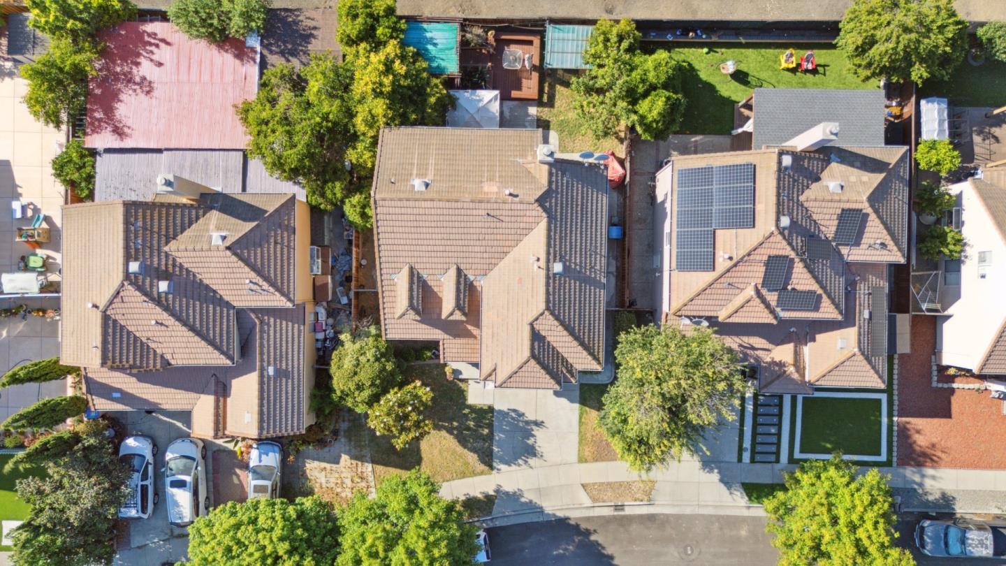Detail Gallery Image 32 of 39 For 2555 Britt Way, San Jose,  CA 95148 - 4 Beds | 2/1 Baths