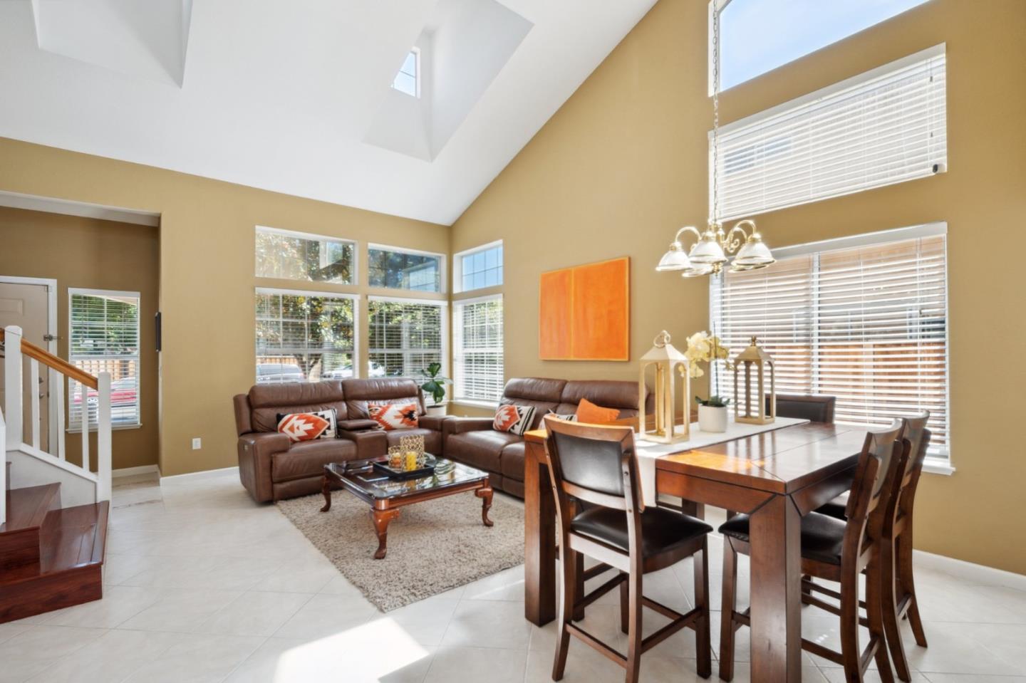 Detail Gallery Image 4 of 39 For 2555 Britt Way, San Jose,  CA 95148 - 4 Beds | 2/1 Baths