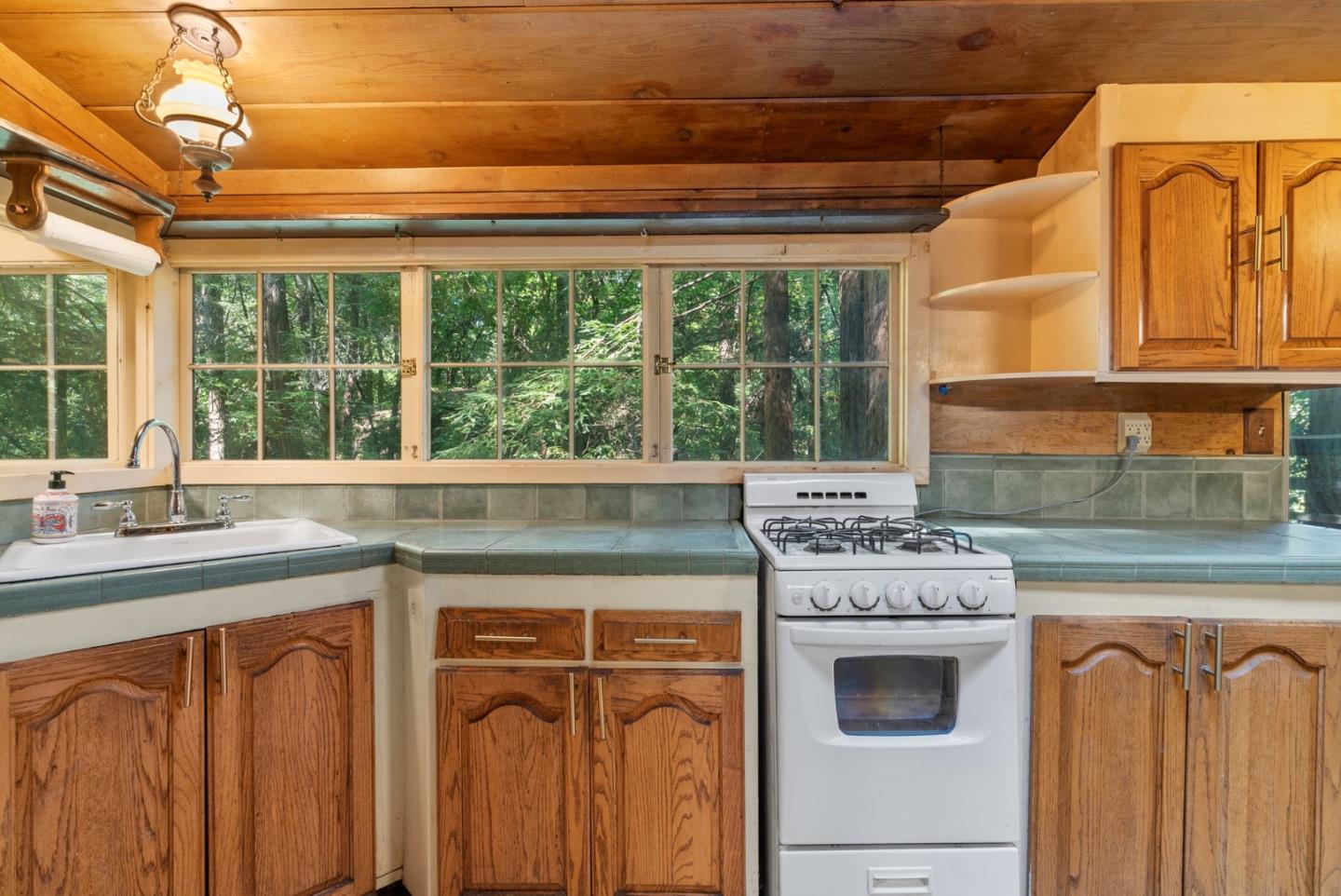 Detail Gallery Image 16 of 47 For 9609 E Zayante Rd, Felton,  CA 95018 - 2 Beds | 1 Baths