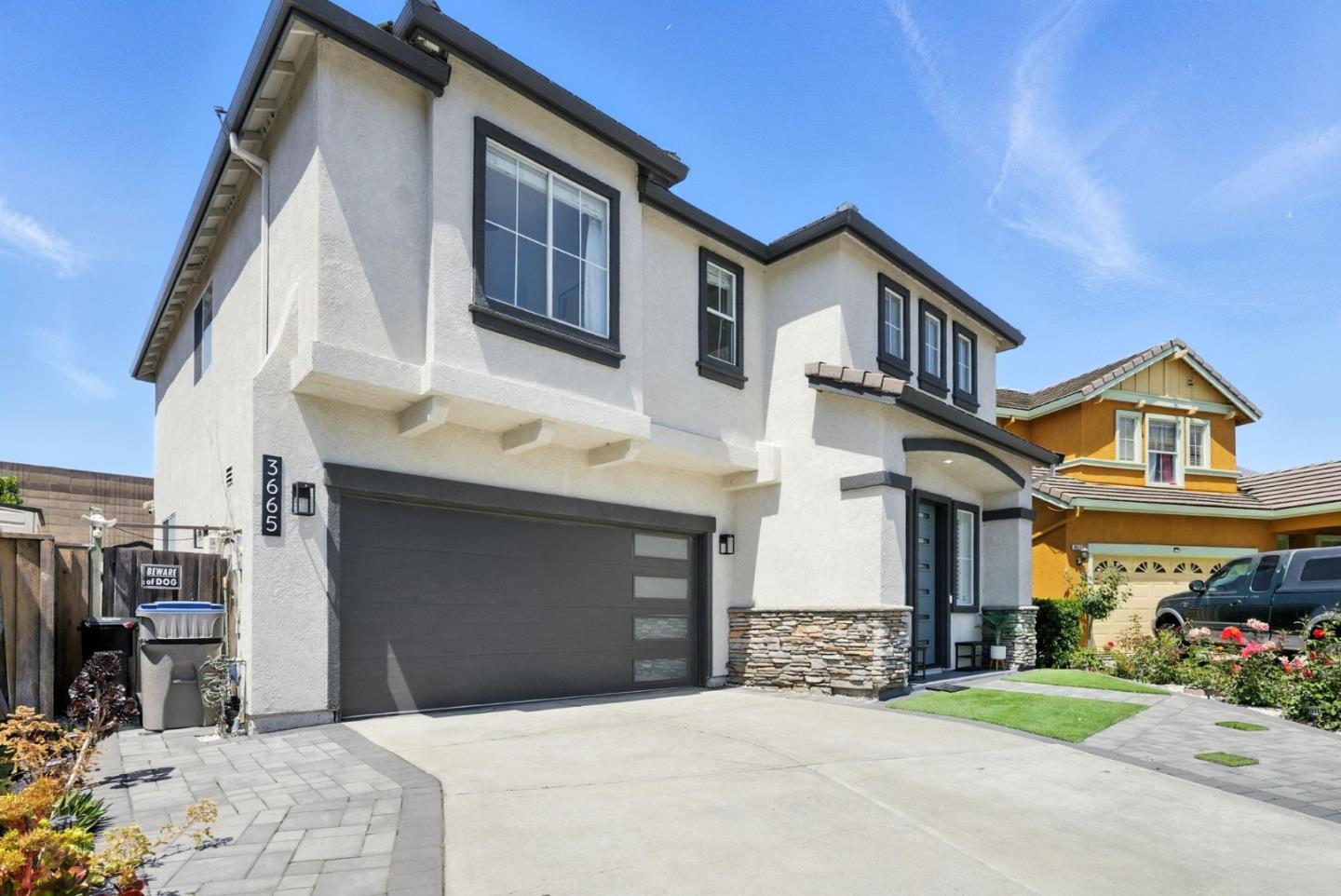 Detail Gallery Image 2 of 74 For 3665 Ivy Canyon Ct, San Jose,  CA 95121 - 4 Beds | 2/1 Baths