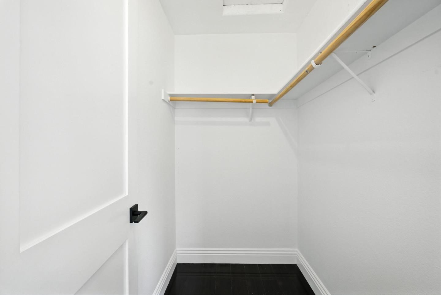 Detail Gallery Image 34 of 74 For 3665 Ivy Canyon Ct, San Jose,  CA 95121 - 4 Beds | 2/1 Baths