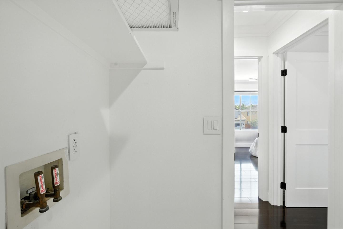 Detail Gallery Image 35 of 74 For 3665 Ivy Canyon Ct, San Jose,  CA 95121 - 4 Beds | 2/1 Baths