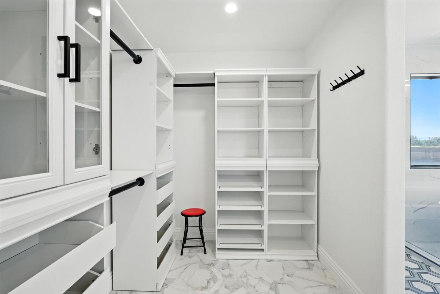 Detail Gallery Image 45 of 74 For 3665 Ivy Canyon Ct, San Jose,  CA 95121 - 4 Beds | 2/1 Baths