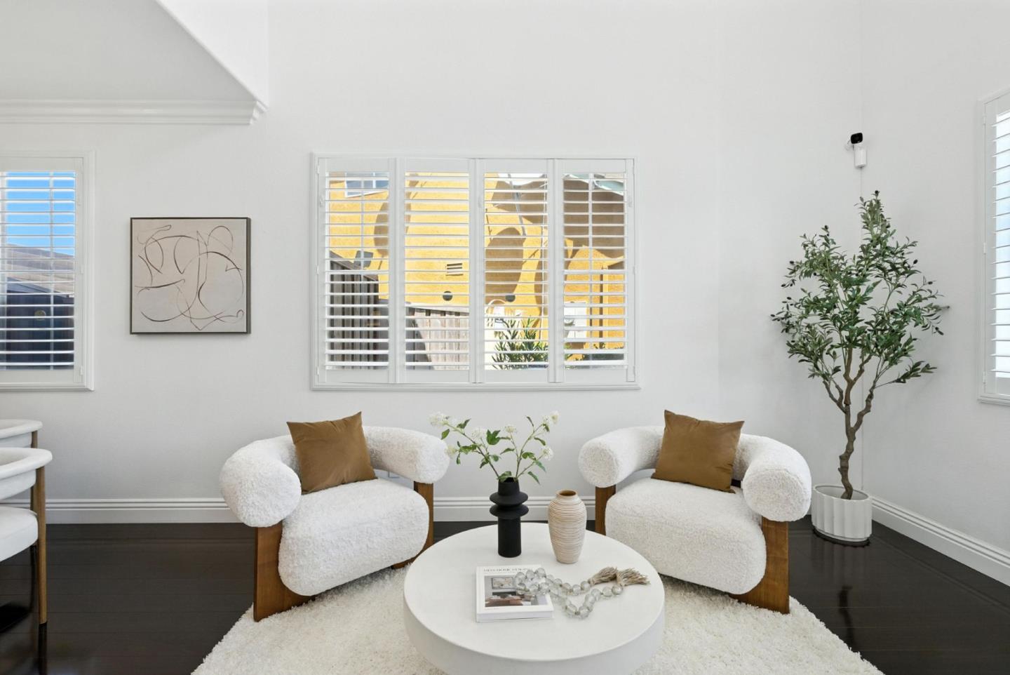 Detail Gallery Image 5 of 74 For 3665 Ivy Canyon Ct, San Jose,  CA 95121 - 4 Beds | 2/1 Baths
