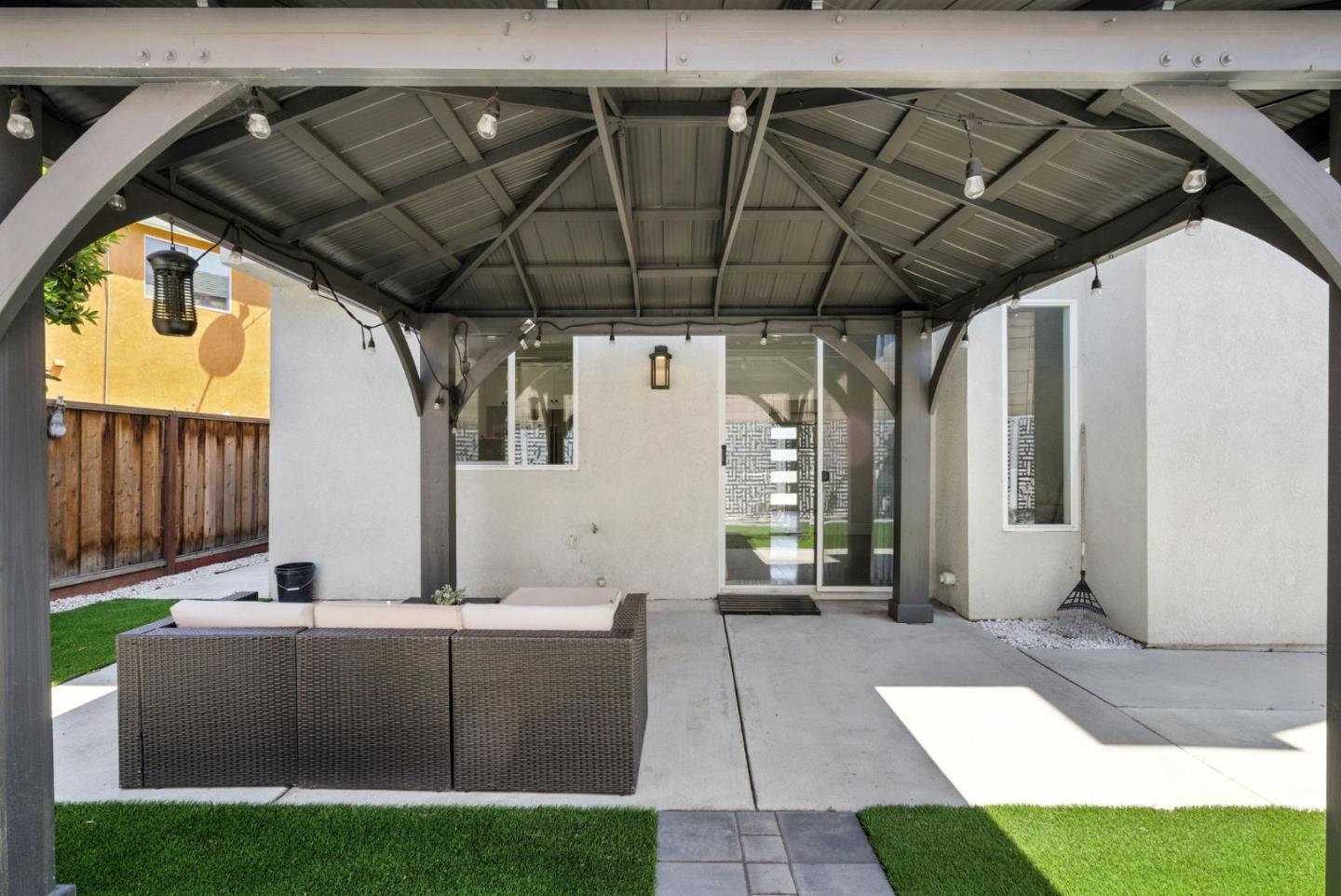 Detail Gallery Image 51 of 74 For 3665 Ivy Canyon Ct, San Jose,  CA 95121 - 4 Beds | 2/1 Baths