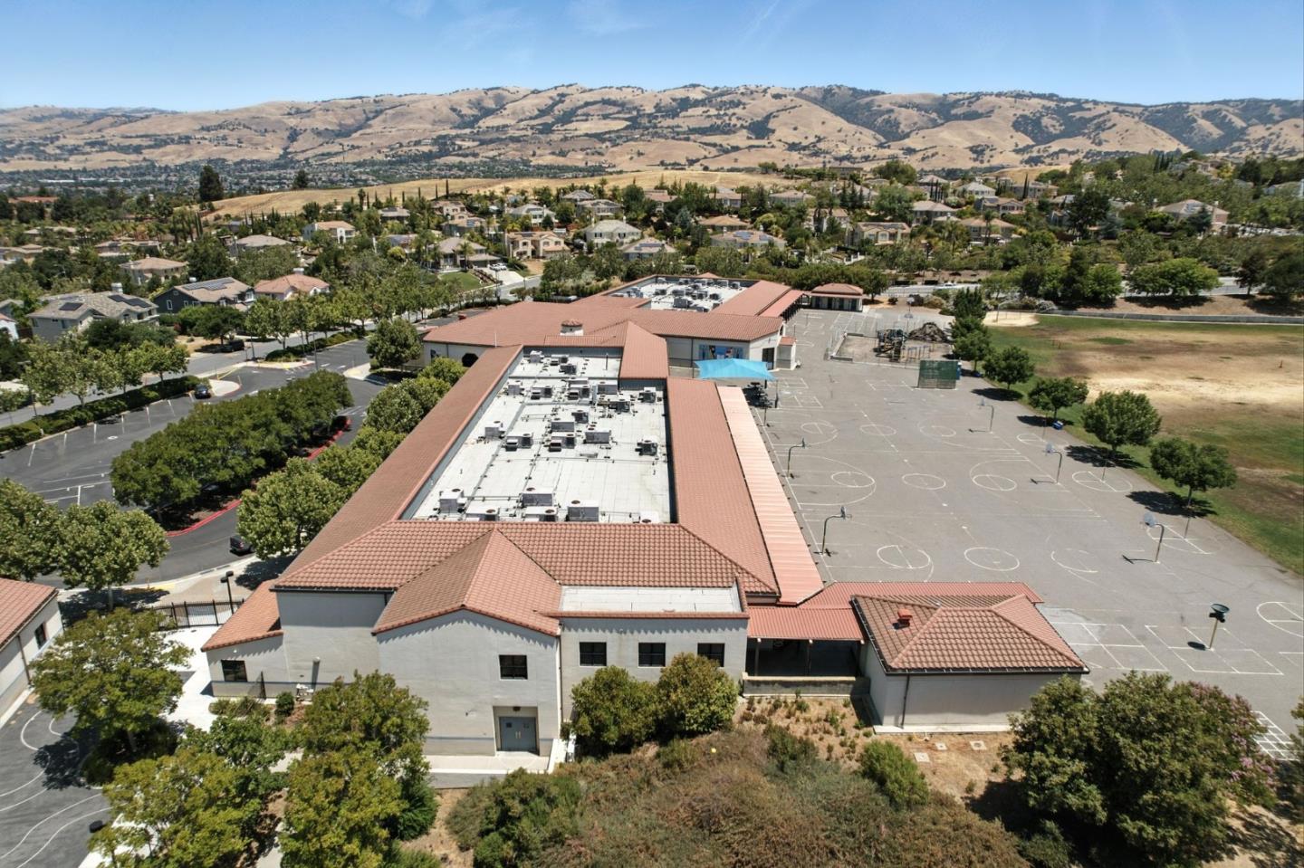 Detail Gallery Image 68 of 74 For 3665 Ivy Canyon Ct, San Jose,  CA 95121 - 4 Beds | 2/1 Baths
