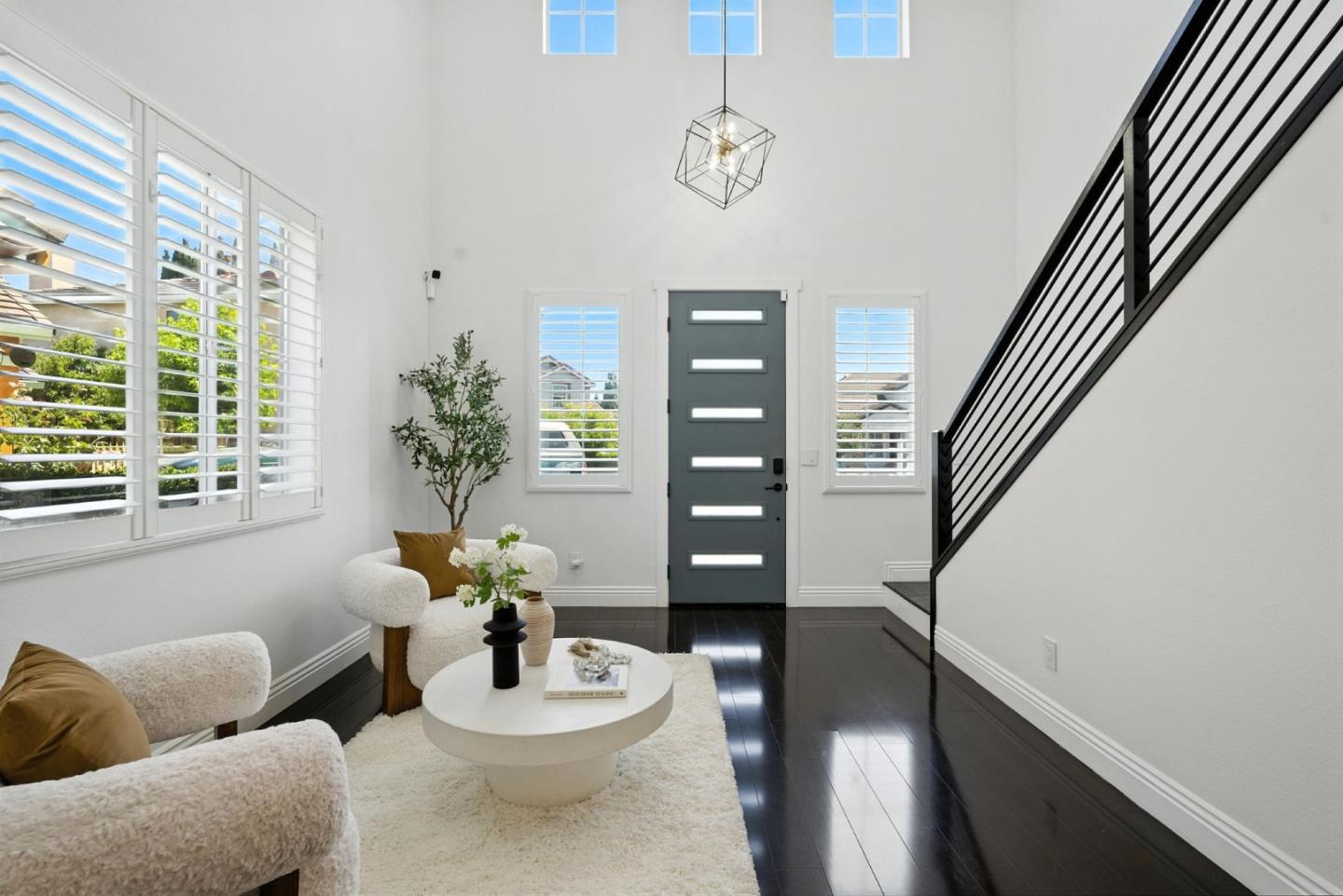 Detail Gallery Image 7 of 74 For 3665 Ivy Canyon Ct, San Jose,  CA 95121 - 4 Beds | 2/1 Baths