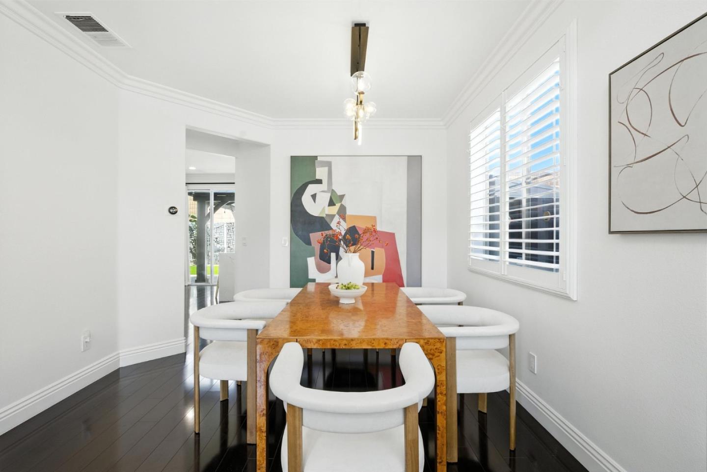 Detail Gallery Image 8 of 74 For 3665 Ivy Canyon Ct, San Jose,  CA 95121 - 4 Beds | 2/1 Baths