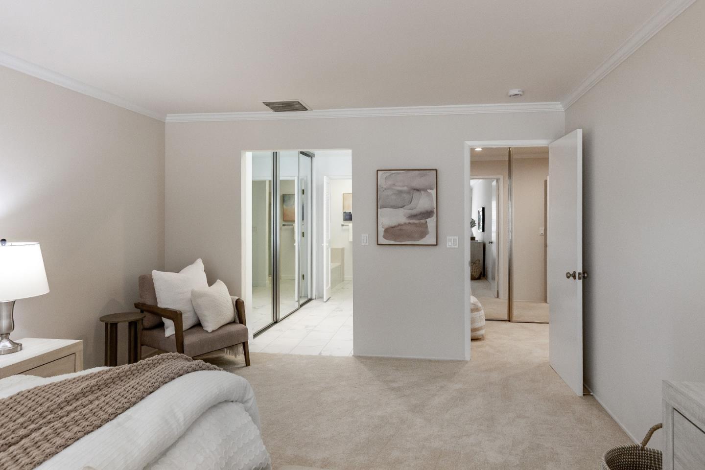 Detail Gallery Image 17 of 23 For 2435 Sharon Oaks Dr, Menlo Park,  CA 94025 - 2 Beds | 2 Baths