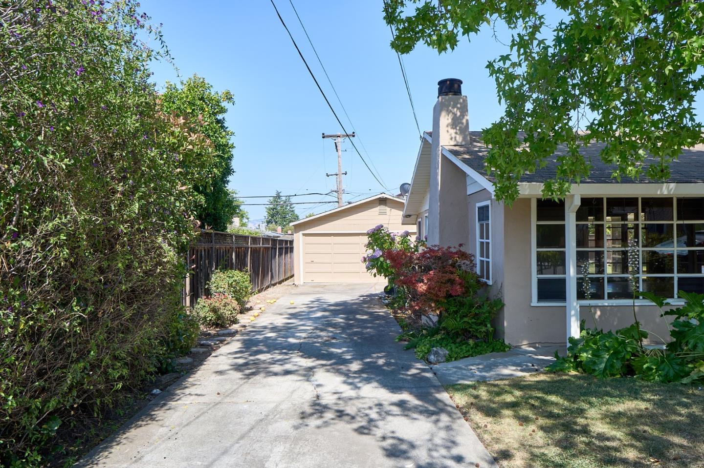 Detail Gallery Image 4 of 24 For 1310 Rosalia Ave, San Jose,  CA 95130 - 2 Beds | 1 Baths