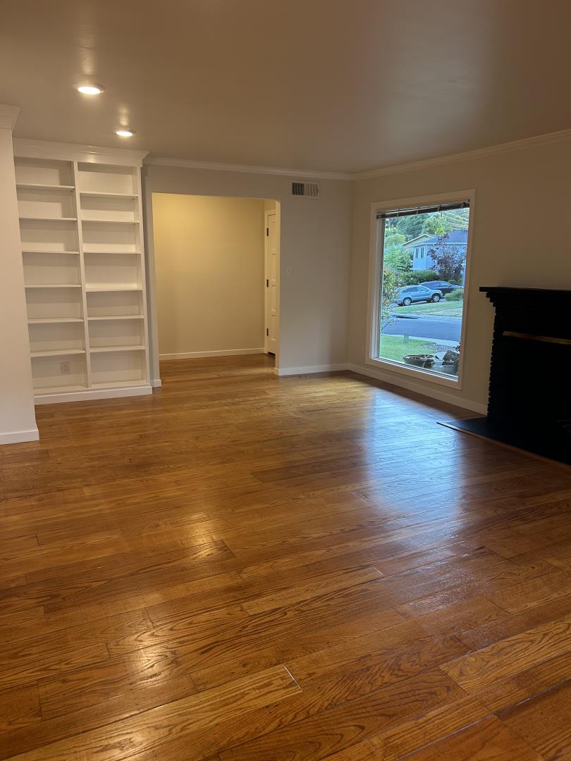 Detail Gallery Image 3 of 46 For 254 Mountain View Ave, San Rafael,  CA 94901 - 4 Beds | 3 Baths