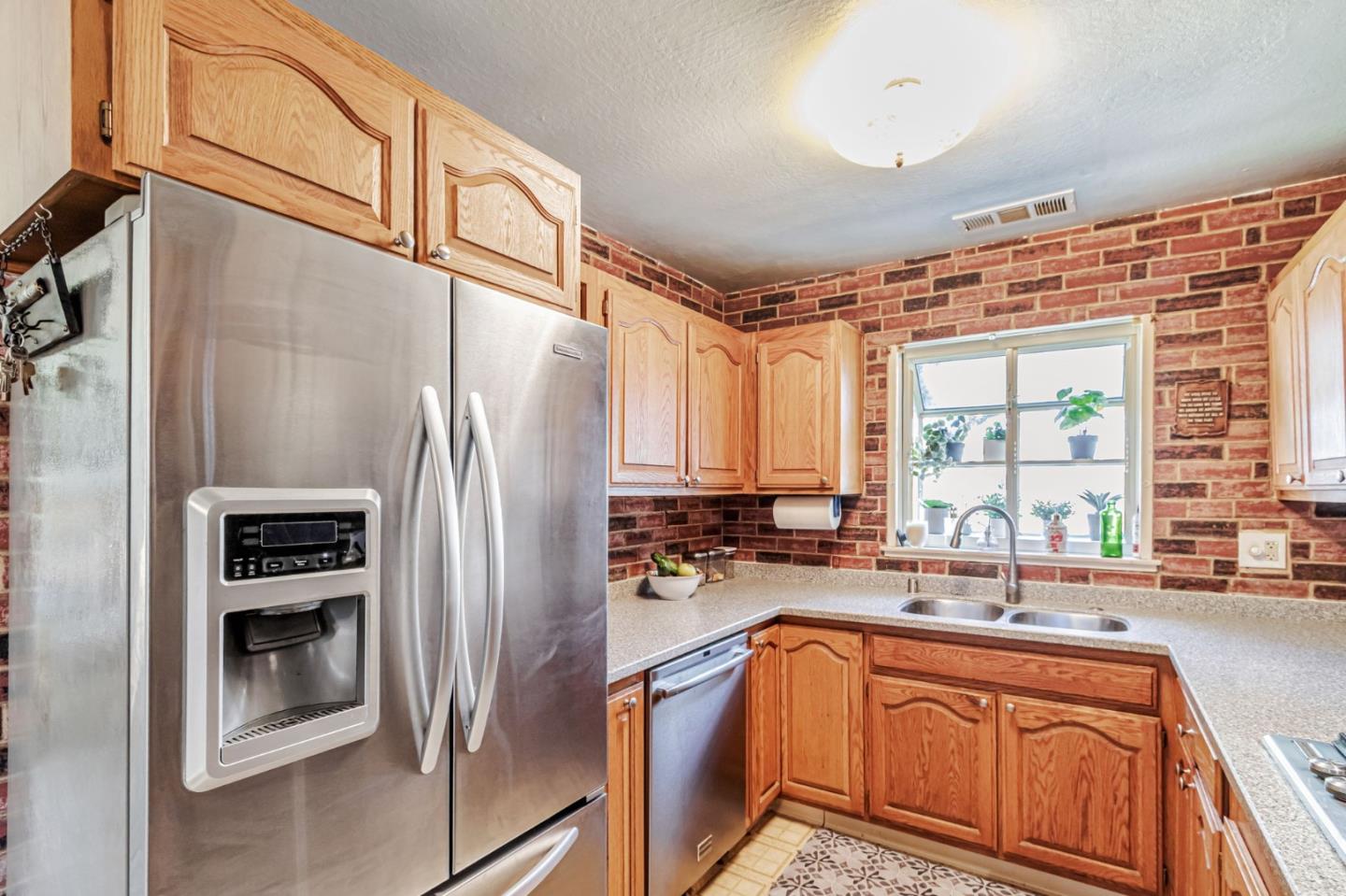 Detail Gallery Image 13 of 34 For 1625 Mount Herman Dr, San Jose,  CA 95127 - 3 Beds | 2 Baths