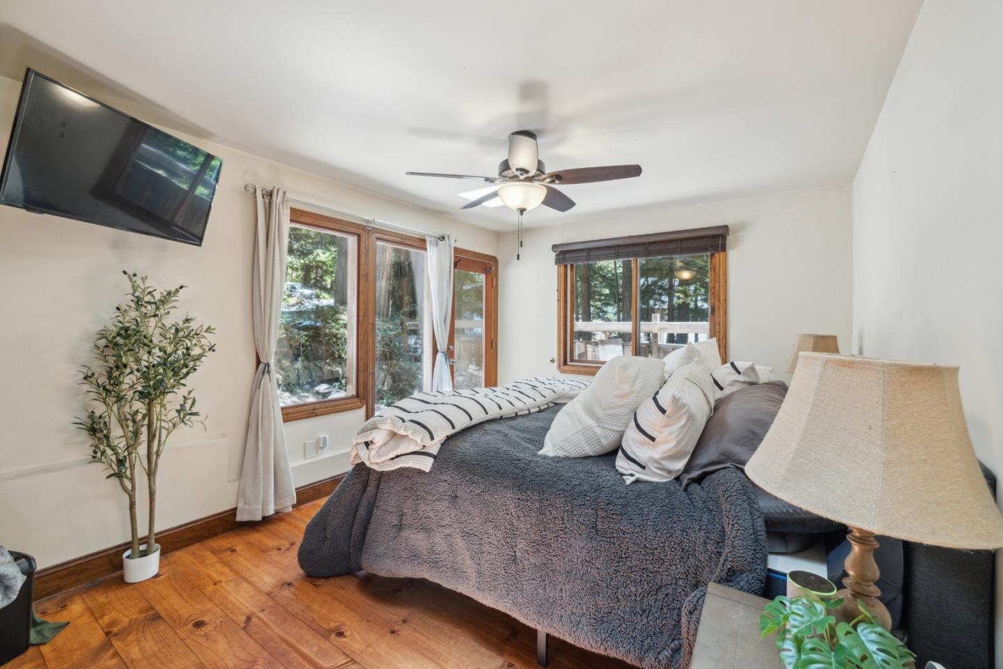 Detail Gallery Image 11 of 25 For 11033 Sequoia Ave, Felton,  CA 95018 - 3 Beds | 2 Baths