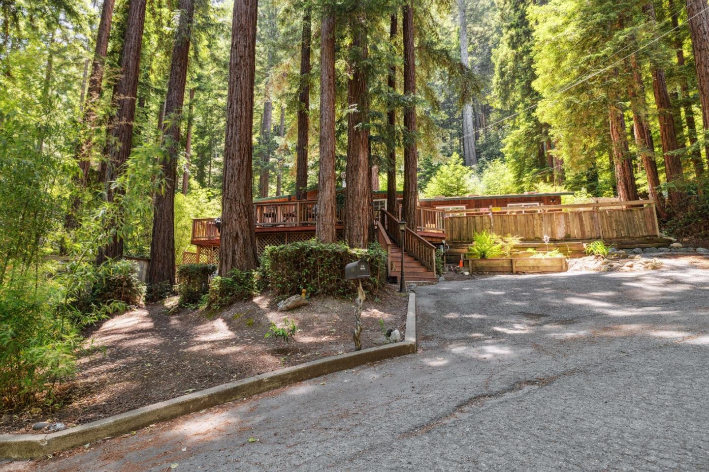 Detail Gallery Image 16 of 25 For 11033 Sequoia Ave, Felton,  CA 95018 - 3 Beds | 2 Baths