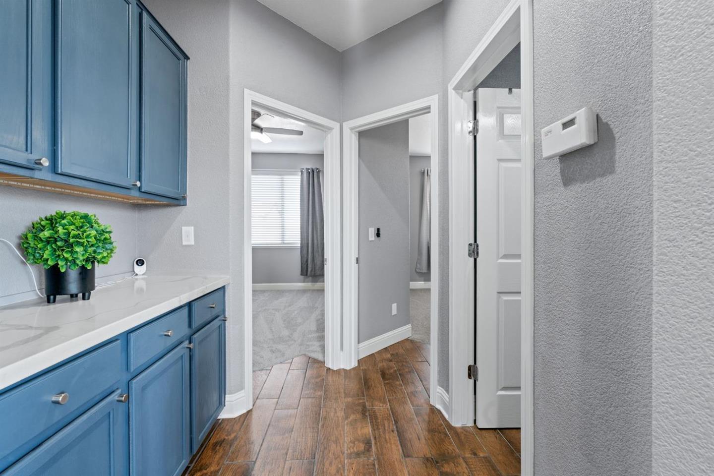 Detail Gallery Image 14 of 18 For 564 Millwood Dr, Patterson,  CA 95363 - 5 Beds | 3/1 Baths
