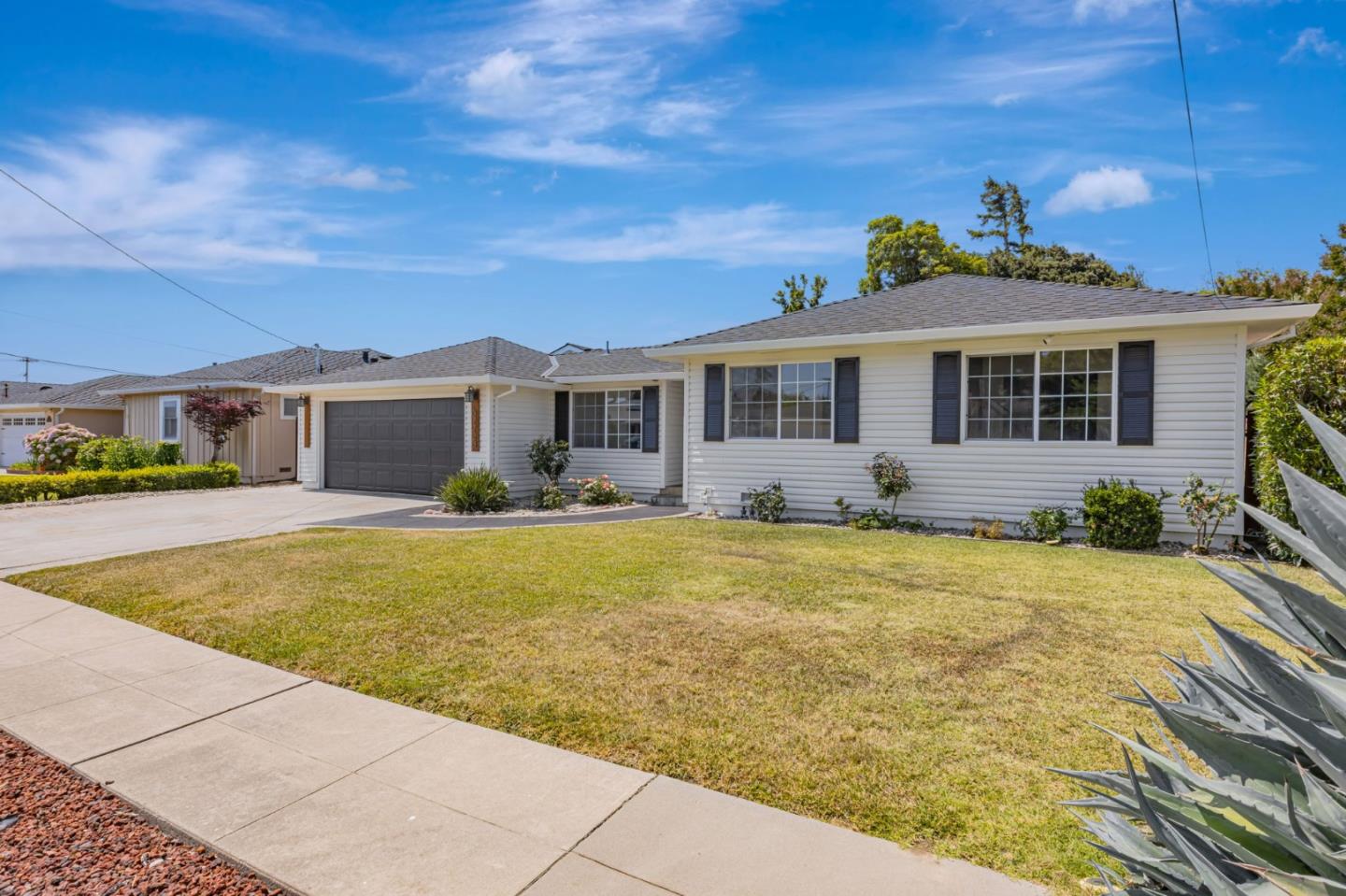 Detail Gallery Image 3 of 55 For 37723 Brayton St, Fremont,  CA 94536 - 4 Beds | 3 Baths