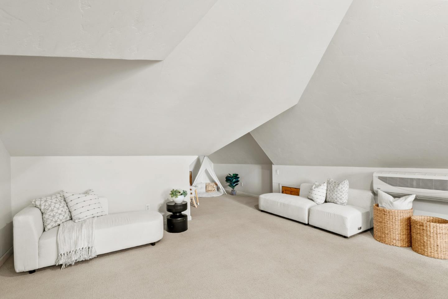 Detail Gallery Image 38 of 55 For 903 Michigan Ave, San Jose,  CA 95125 - 3 Beds | 1 Baths