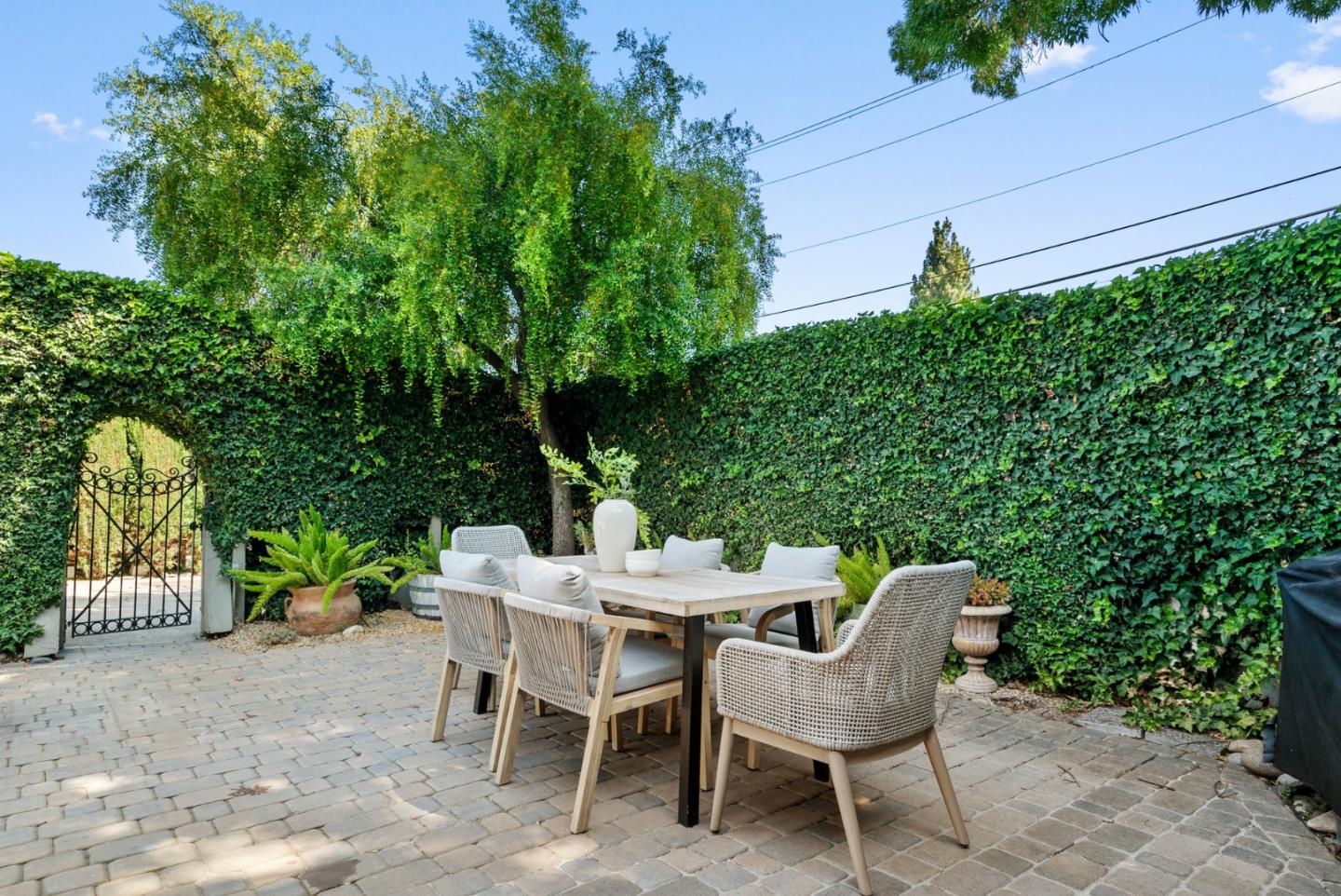 Detail Gallery Image 45 of 55 For 903 Michigan Ave, San Jose,  CA 95125 - 3 Beds | 1 Baths