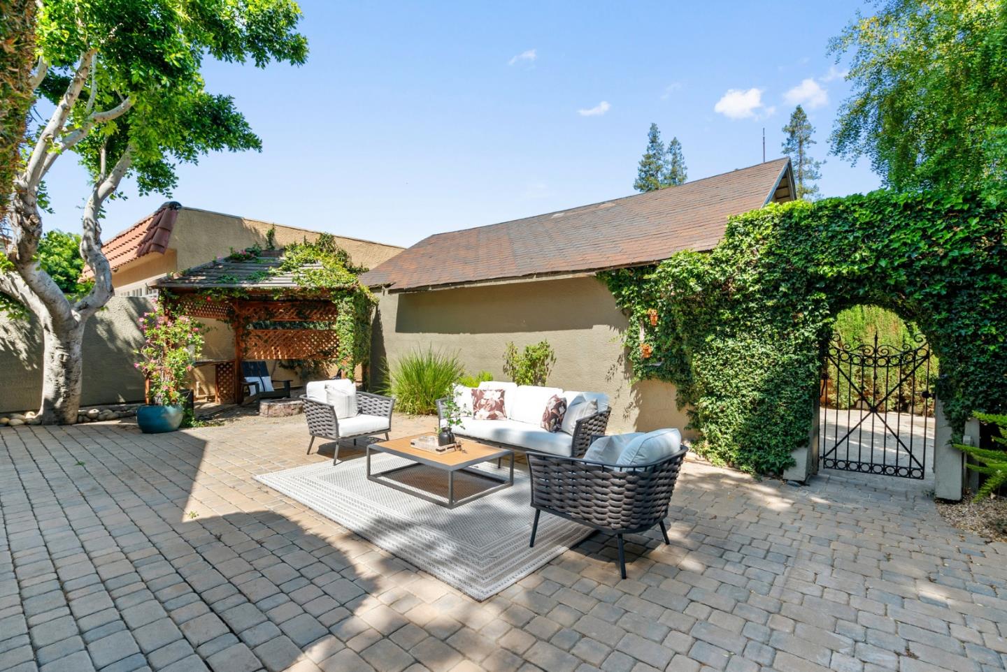 Detail Gallery Image 48 of 55 For 903 Michigan Ave, San Jose,  CA 95125 - 3 Beds | 1 Baths