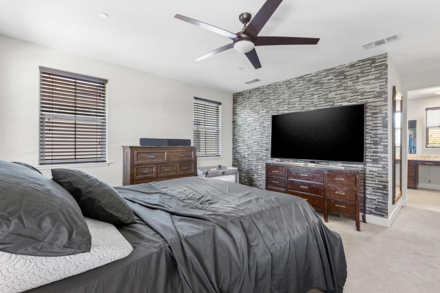 Detail Gallery Image 28 of 44 For 9850 Bobcat Ct, Gilroy,  CA 95020 - 4 Beds | 3/1 Baths