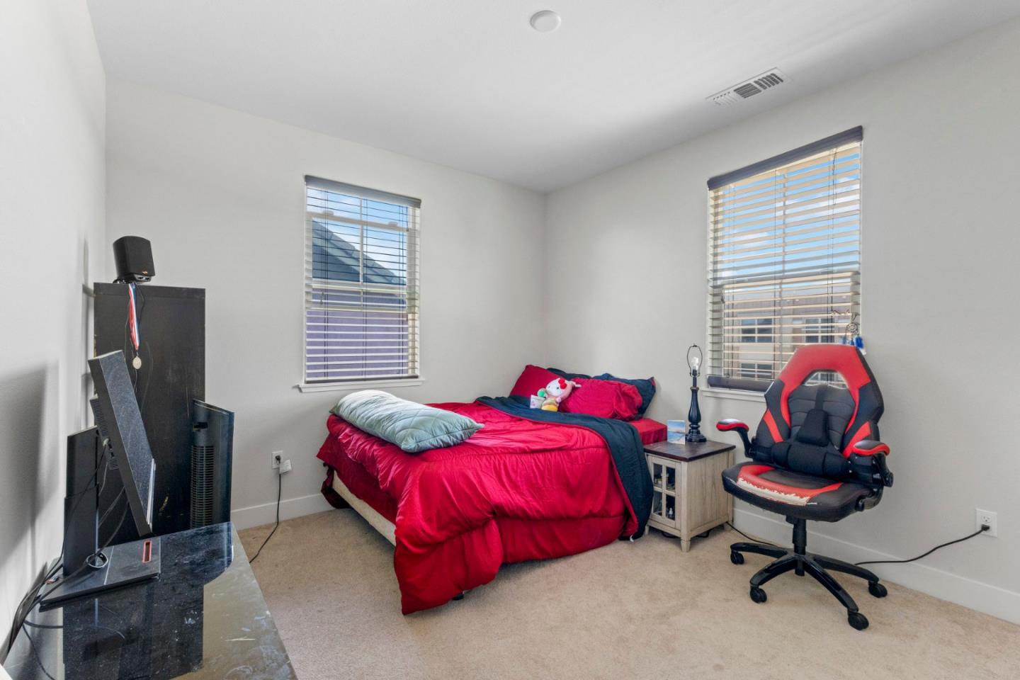 Detail Gallery Image 31 of 44 For 9850 Bobcat Ct, Gilroy,  CA 95020 - 4 Beds | 3/1 Baths