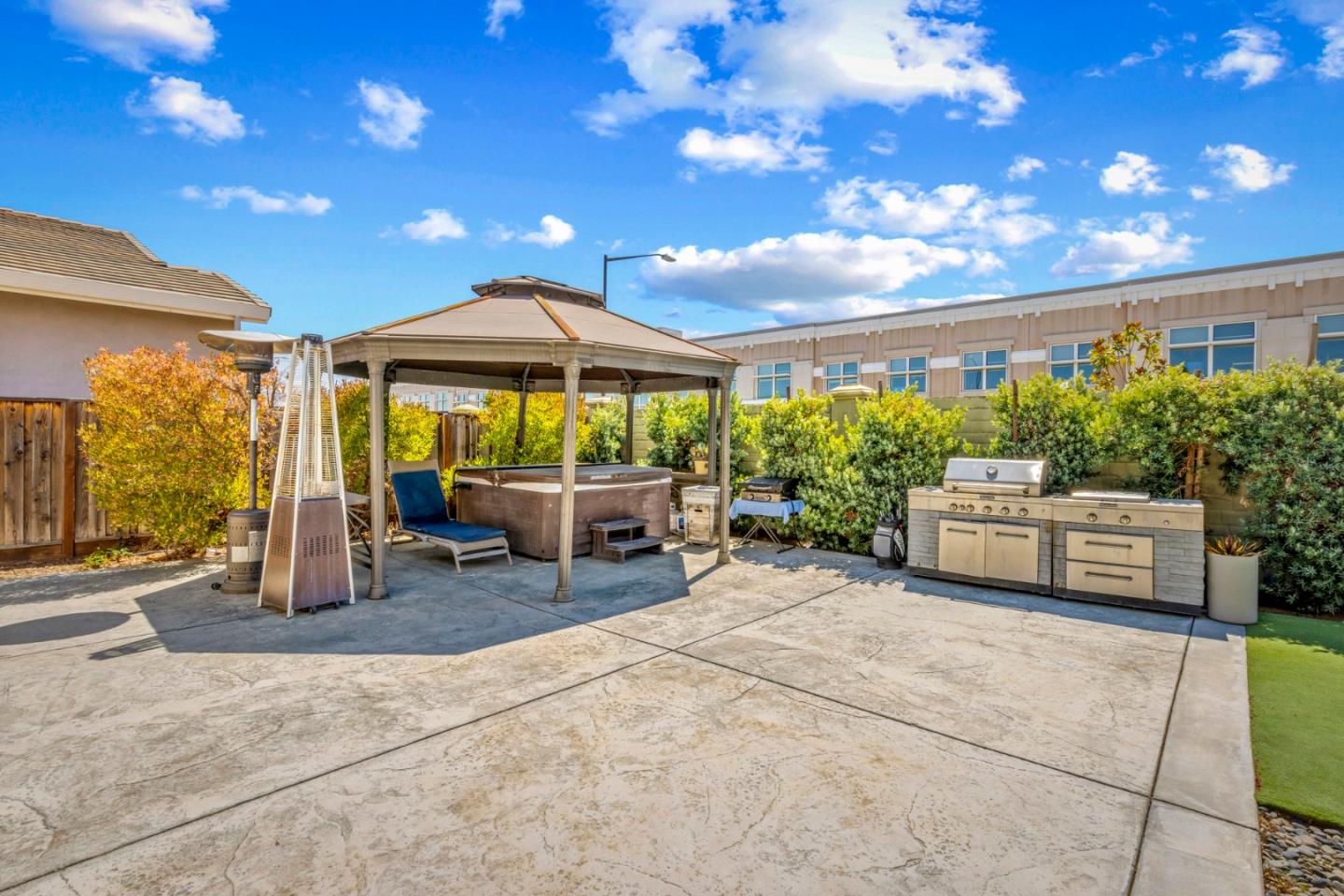 Detail Gallery Image 37 of 44 For 9850 Bobcat Ct, Gilroy,  CA 95020 - 4 Beds | 3/1 Baths
