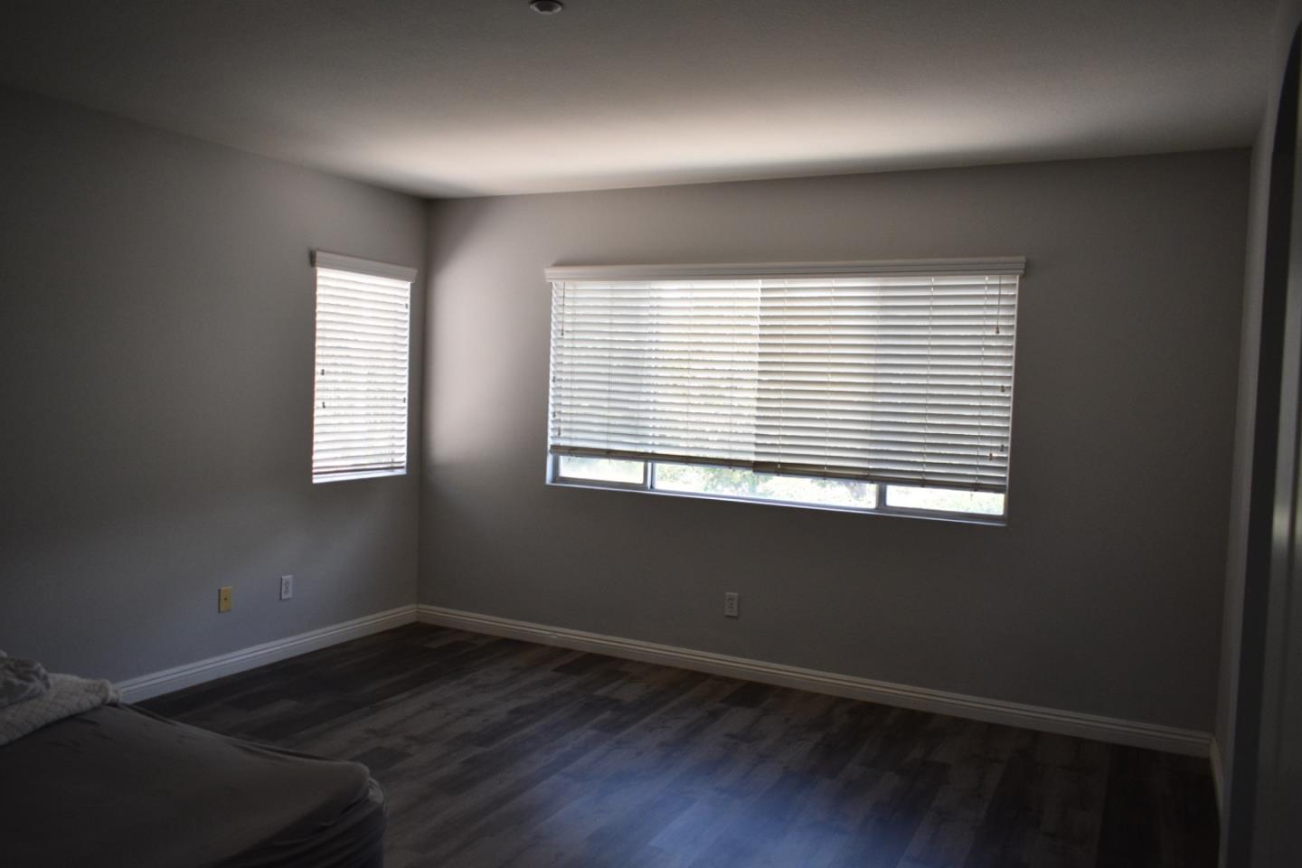 Detail Gallery Image 18 of 21 For 1449 Haddington Dr, Riverside,  CA 92507 - 4 Beds | 2/1 Baths