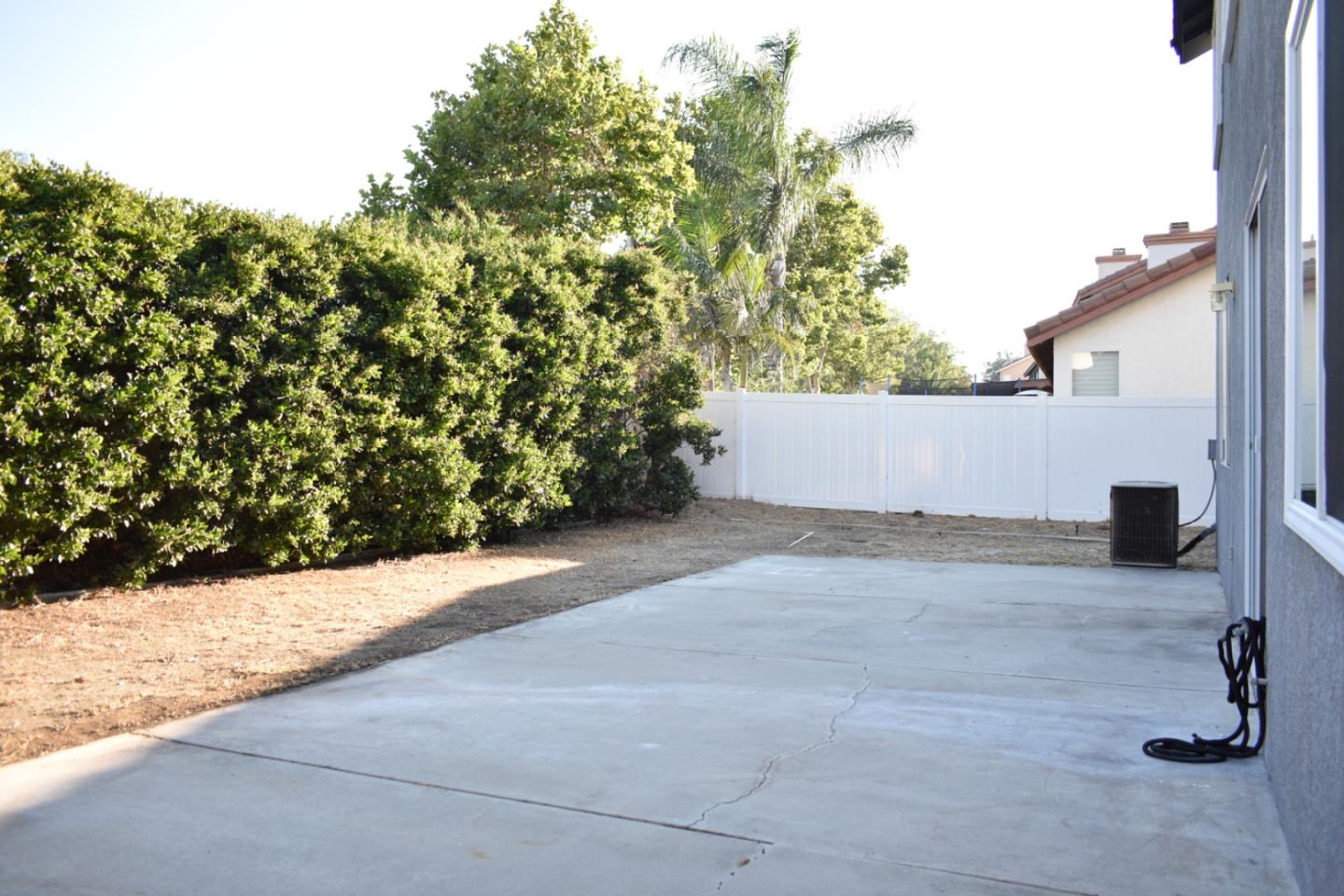 Detail Gallery Image 21 of 21 For 1449 Haddington Dr, Riverside,  CA 92507 - 4 Beds | 2/1 Baths