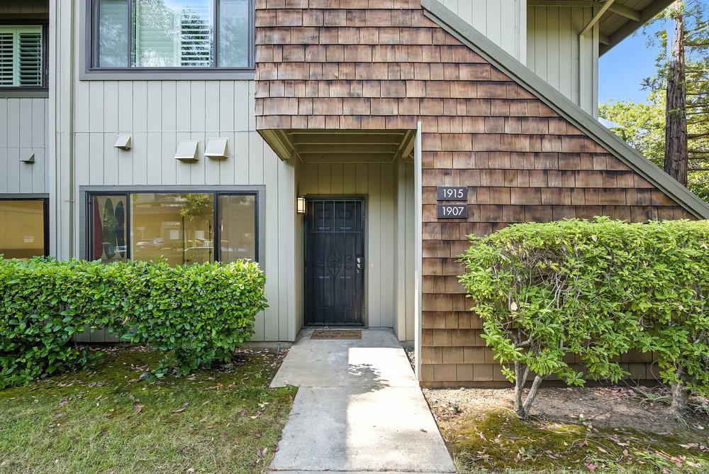 Detail Gallery Image 2 of 38 For 1907 La Terrace Cir, San Jose,  CA 95123 - 2 Beds | 1 Baths