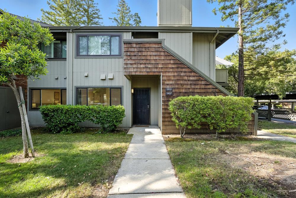 Detail Gallery Image 3 of 38 For 1907 La Terrace Cir, San Jose,  CA 95123 - 2 Beds | 1 Baths