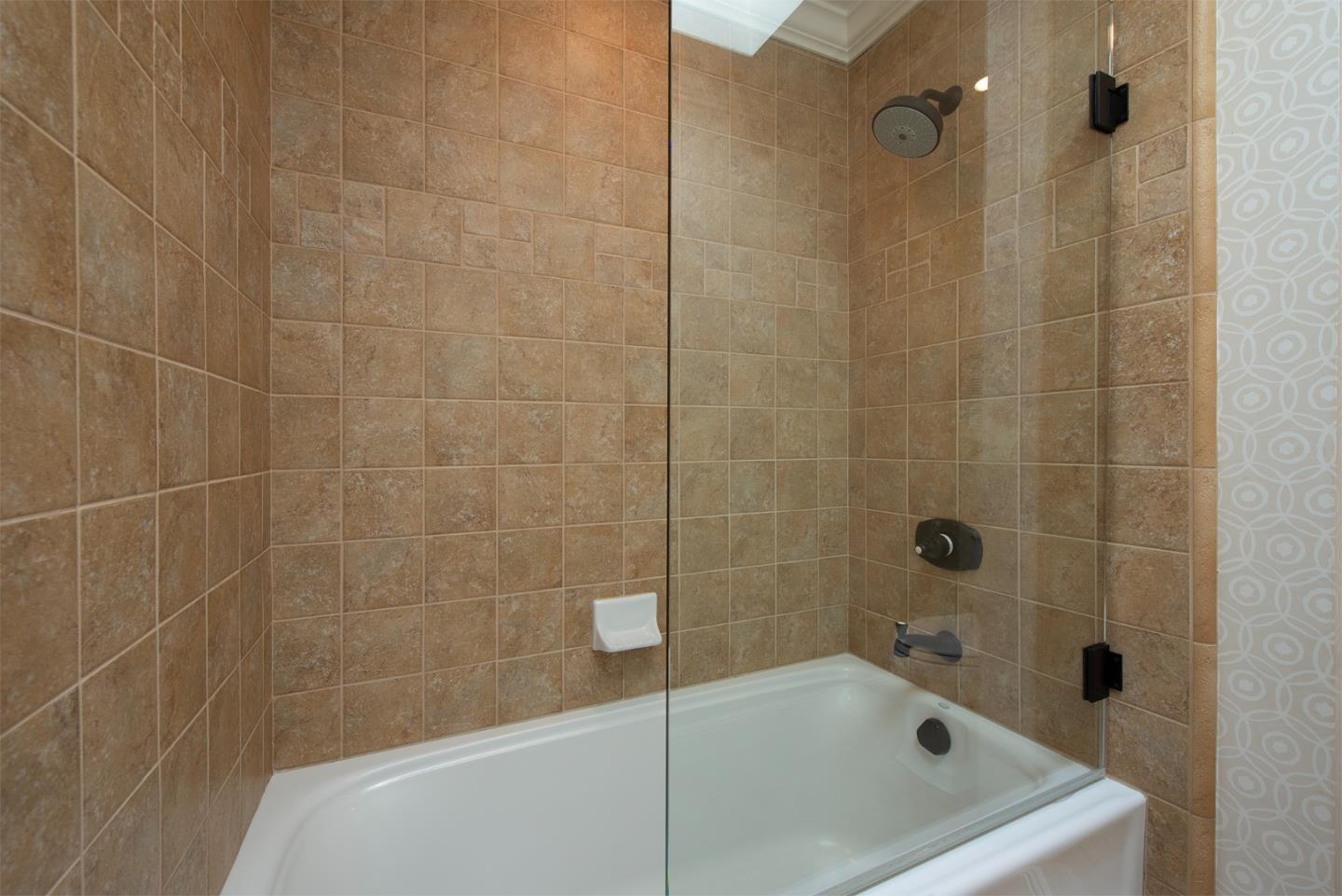 Detail Gallery Image 22 of 42 For 1360 Elder Ave, Menlo Park,  CA 94025 - 4 Beds | 3 Baths