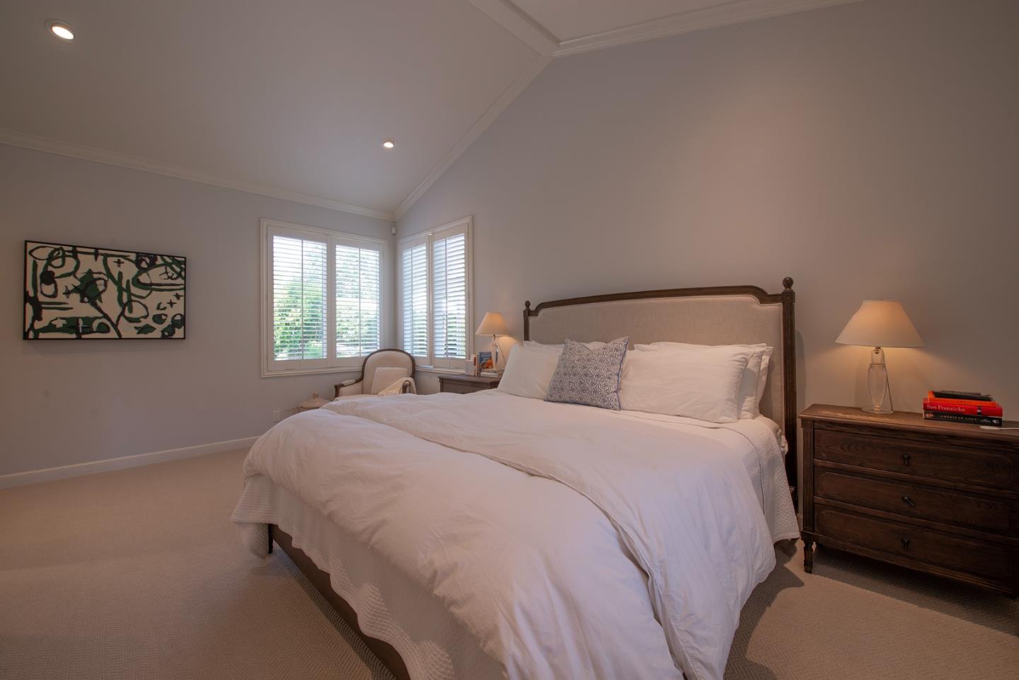 Detail Gallery Image 25 of 42 For 1360 Elder Ave, Menlo Park,  CA 94025 - 4 Beds | 3 Baths