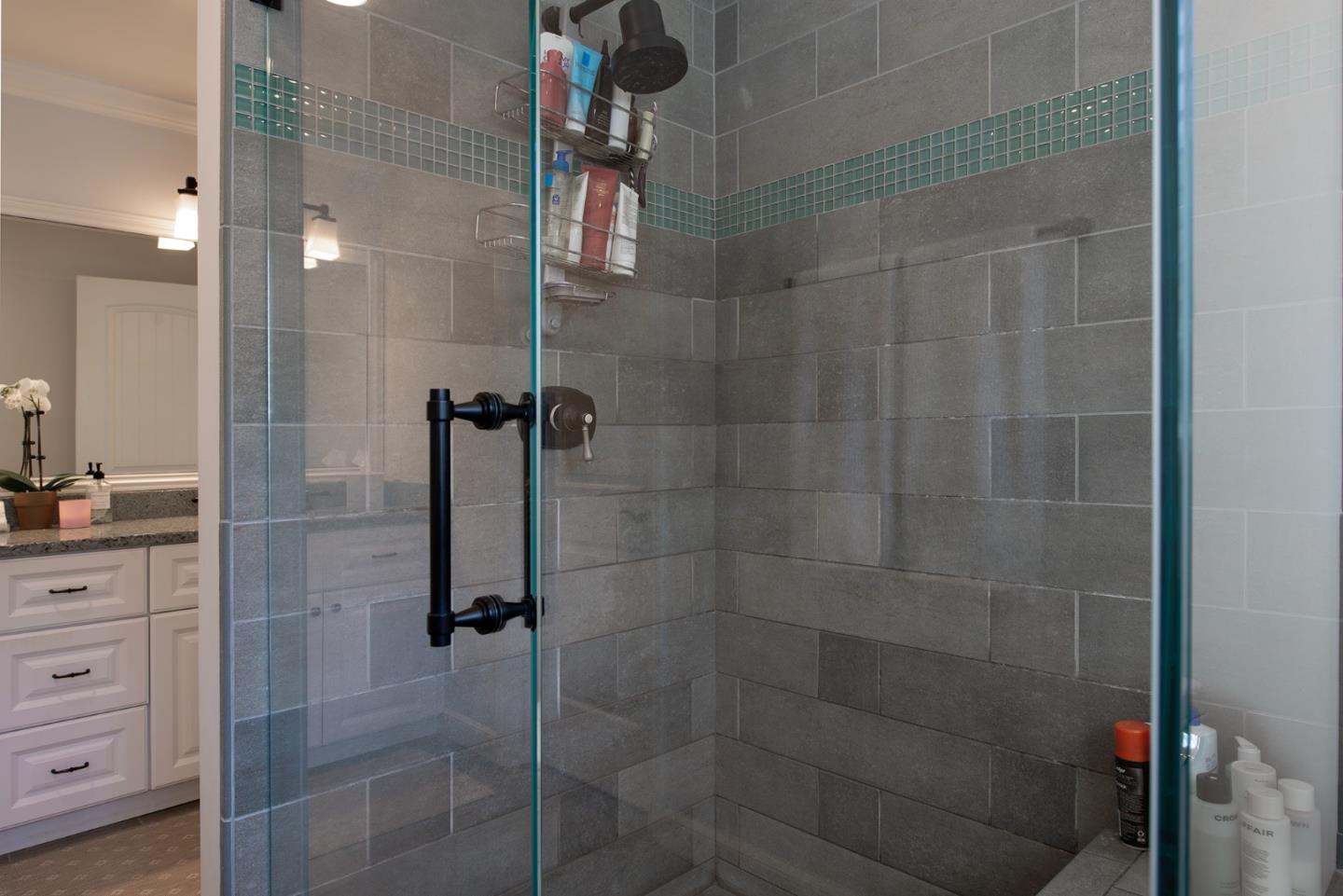 Detail Gallery Image 29 of 42 For 1360 Elder Ave, Menlo Park,  CA 94025 - 4 Beds | 3 Baths