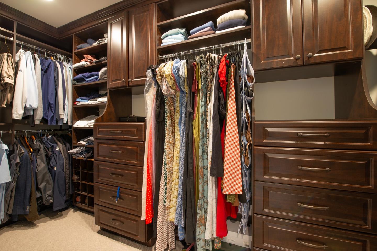 Detail Gallery Image 30 of 42 For 1360 Elder Ave, Menlo Park,  CA 94025 - 4 Beds | 3 Baths