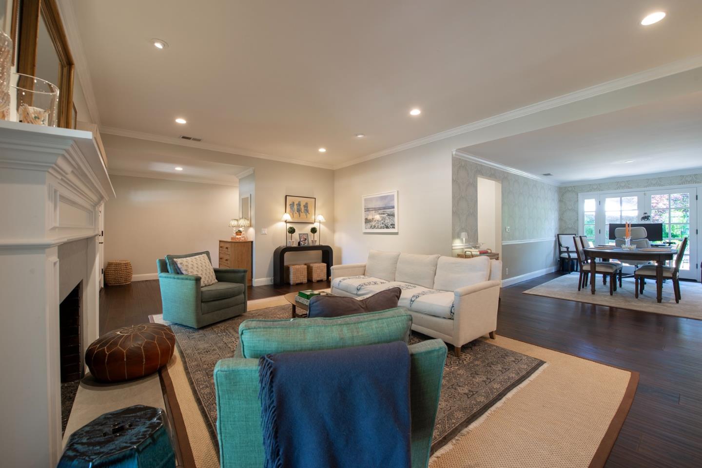 Detail Gallery Image 4 of 42 For 1360 Elder Ave, Menlo Park,  CA 94025 - 4 Beds | 3 Baths