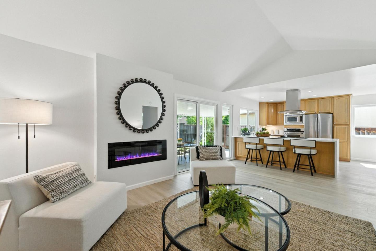 Detail Gallery Image 10 of 27 For 362 El Portal Way, San Jose,  CA 95123 - 3 Beds | 2 Baths