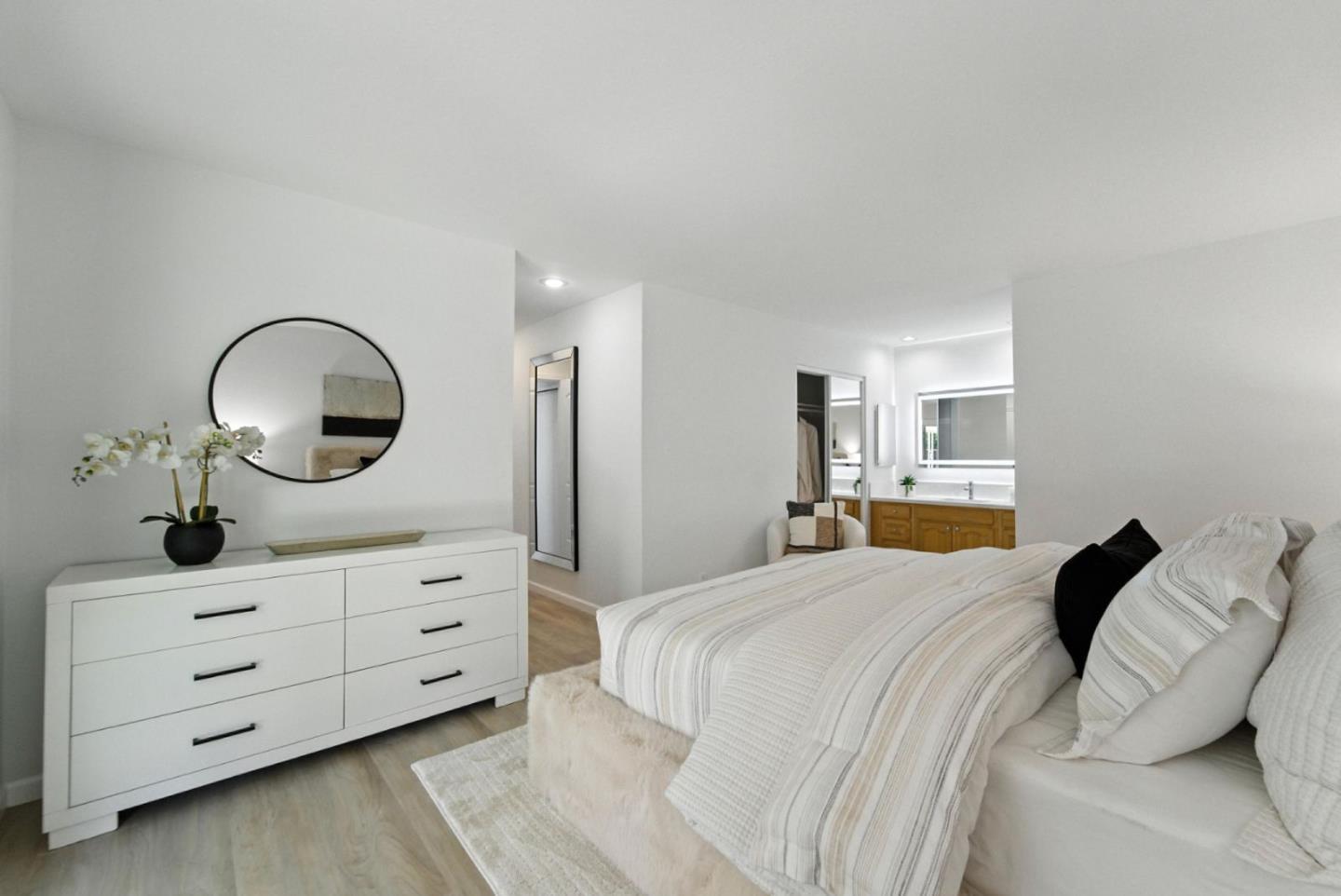 Detail Gallery Image 14 of 27 For 362 El Portal Way, San Jose,  CA 95123 - 3 Beds | 2 Baths